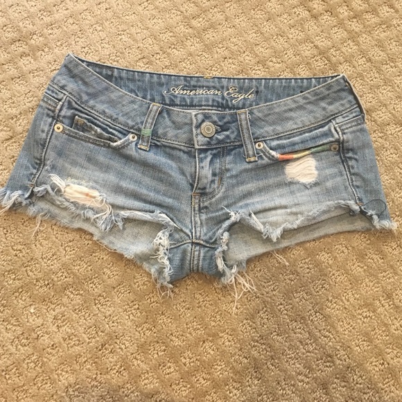 🔴American eagle light wash denim shorts