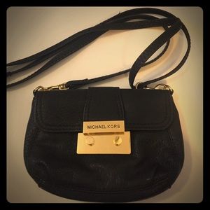 Small Michael Kors cross bag