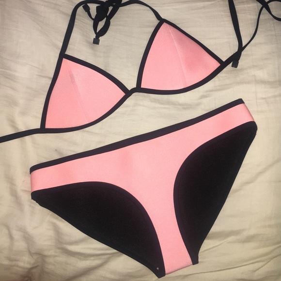 Authentic pink triangl bikini S/M👙