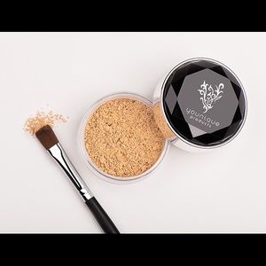 Younique Mineral concealer! FRESH