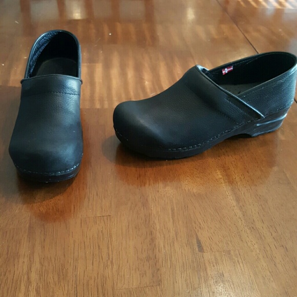 Sanita clogs