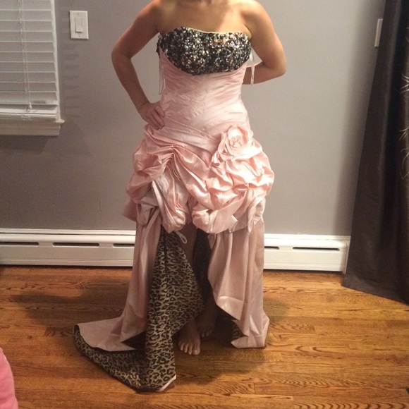 Dress - Picture 2 of 3