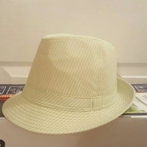 Derby hat
