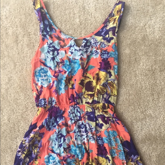 Floral cutout back summer mini dress with pockets