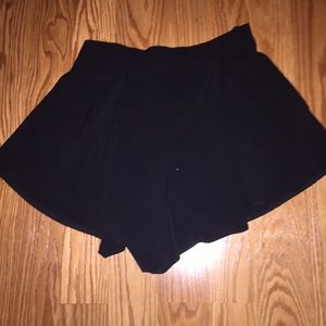 Stelly black shorts