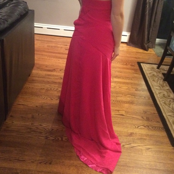 Dress - Picture 3 of 3