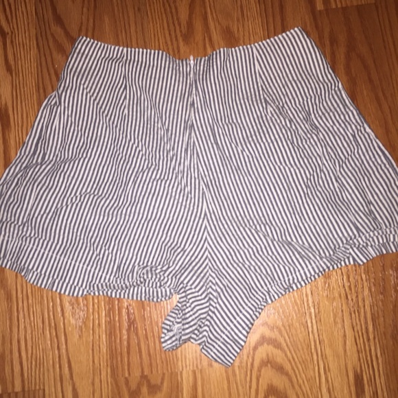 American apparel shorts - Picture 2 of 3