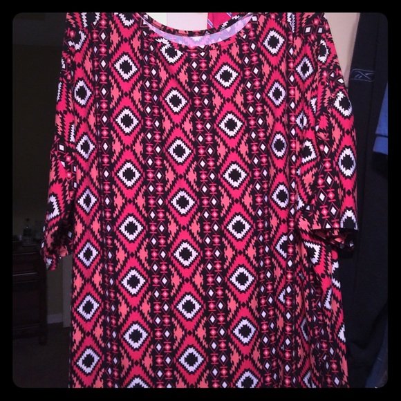 Lularoe Irma Top Size XL