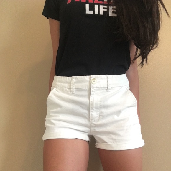 White High Rise American Eagle Shorts