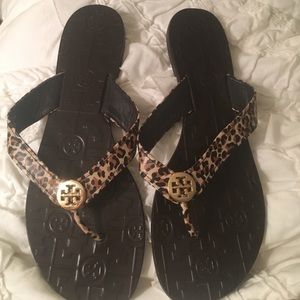Tory burch flip flops