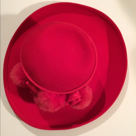 Vintage Milano winter Hat Firm Price!