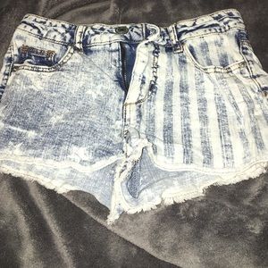 High-waisted patriotic white wash jean shorts