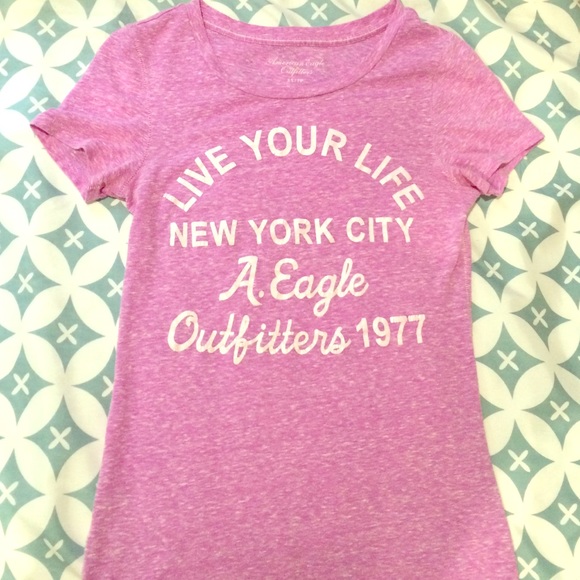 American Eagle Outfitters T-shirt