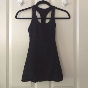 Black lululemon workout racerback