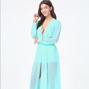 Bebe GEORGETTE PLUNGE GOWN COLOR:ARUBA BLUE,