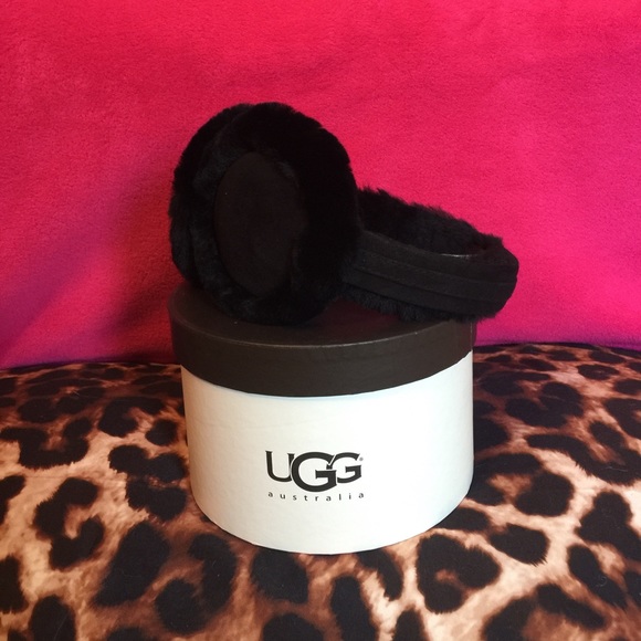 UGG sheepskin earmuffs