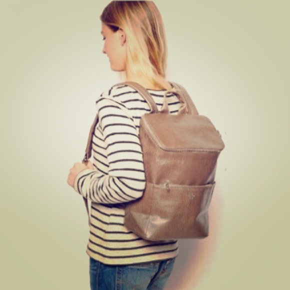 Matt & Natbrave Simple Backpack in Taupe
