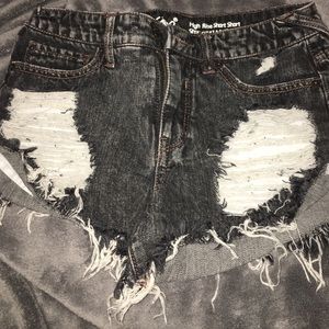 High-Rise black Jean shorts