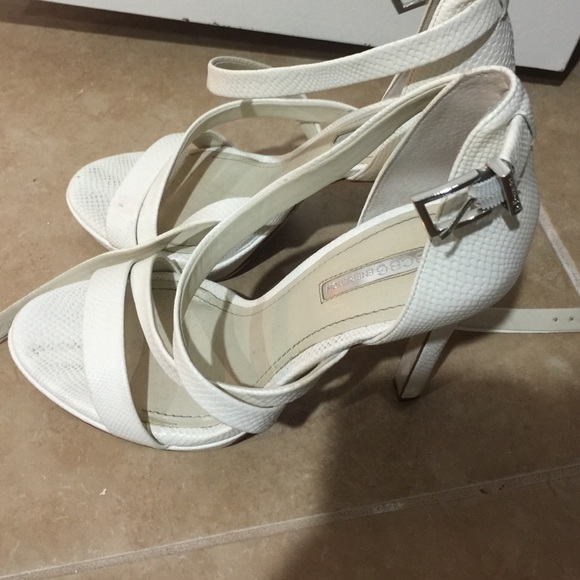 Bcbg white heel