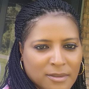 Meet your Posher, Cecelia