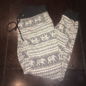 MOVING SALE🎉 elephant joggers