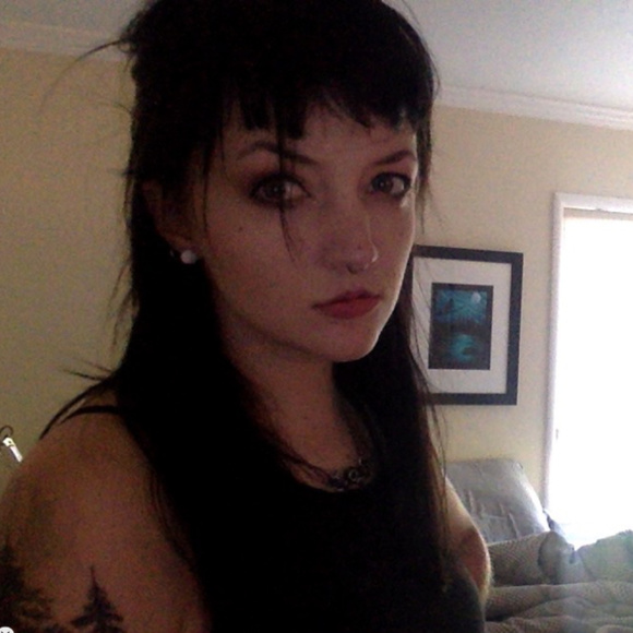 Meet your Posher, Isabel - Picture 5 of 5