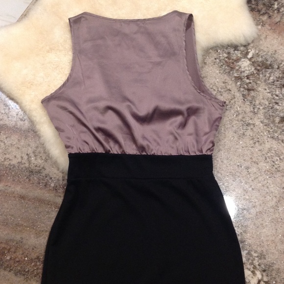 Mini dress - Picture 4 of 4
