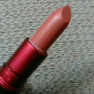 MAC Viva Glam II