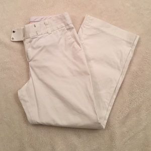 Express White Capri Pants