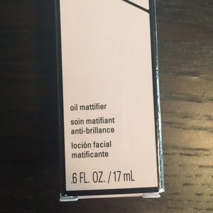 Mary Kay Oil Matifier