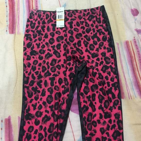 Trukfit pink and grey cheetah print legging