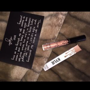 Kylie metal liquid lipstick in Heir 💋