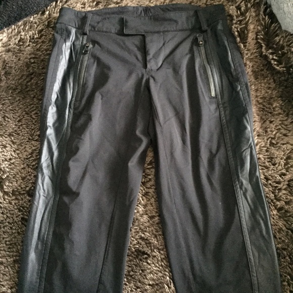 LuluLemon pants