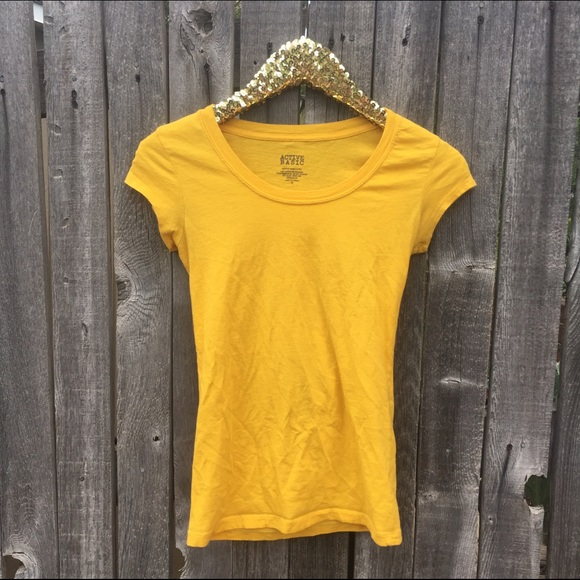 Tops - Mustard Yellow Tee S