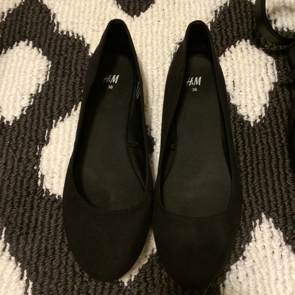 H&M black suede flats - Picture 3 of 4