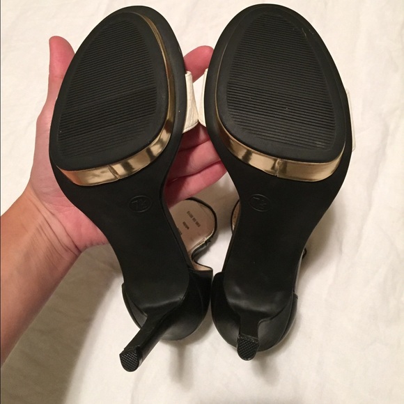 Target heels - Picture 3 of 4