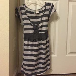 Grey striped tunic