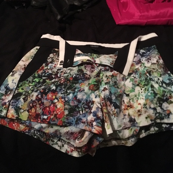 Forever 21 shorts