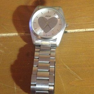 American Eagle silver heart watch