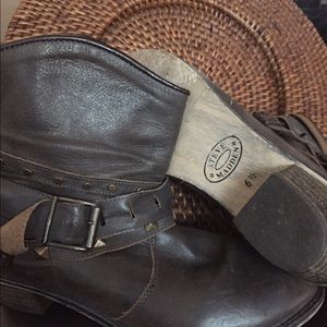 Steve Madden. Light brown. Ankle boots.