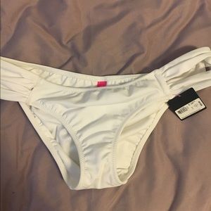 new with tags Victoria Secret swim cheeky bottoms