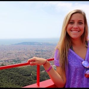 Meet your Posher, Suzanne