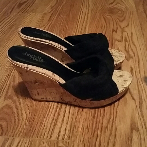Charlotte Russe black wedges