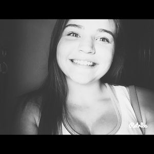 Meet your Posher, Madison