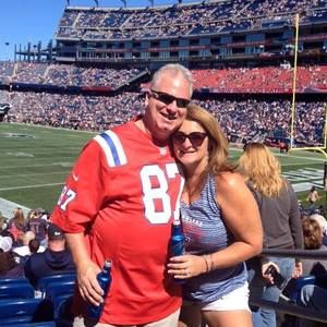 Meet your Posher, Laurie