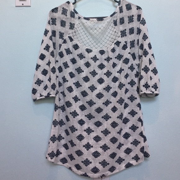 Patterned Tunic - Picture 2 of 2