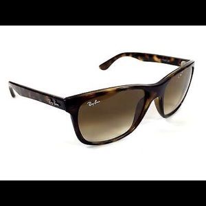 Ray Ban Tortoise Wayfarer Sunglasses RB4181