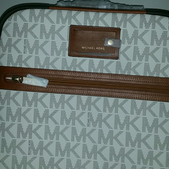 Michael Kors carry-on spinner trolley suitcase - Picture 2 of 4