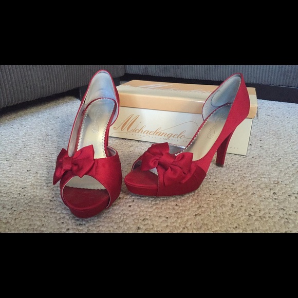 Heels - Picture 2 of 4