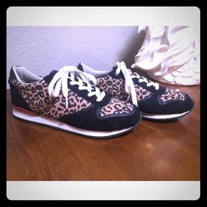 Mossimo Leopard Red & Black Sneakers